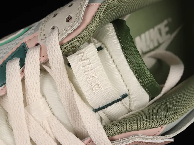 All Categories Nk SB Dunk Series Nk SB Dunk Low Low-top Skateboard Shoes #ZG Version Nk Dunk Scrap Mint Color Stitched Low-top Skateboard Shoes DM0802-001